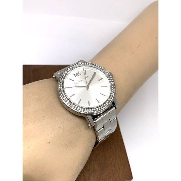 Michael Kors Women's Watch MK7347 Corey Quartz Gemmed Silver Stainless Steel - Picture 5 of 13